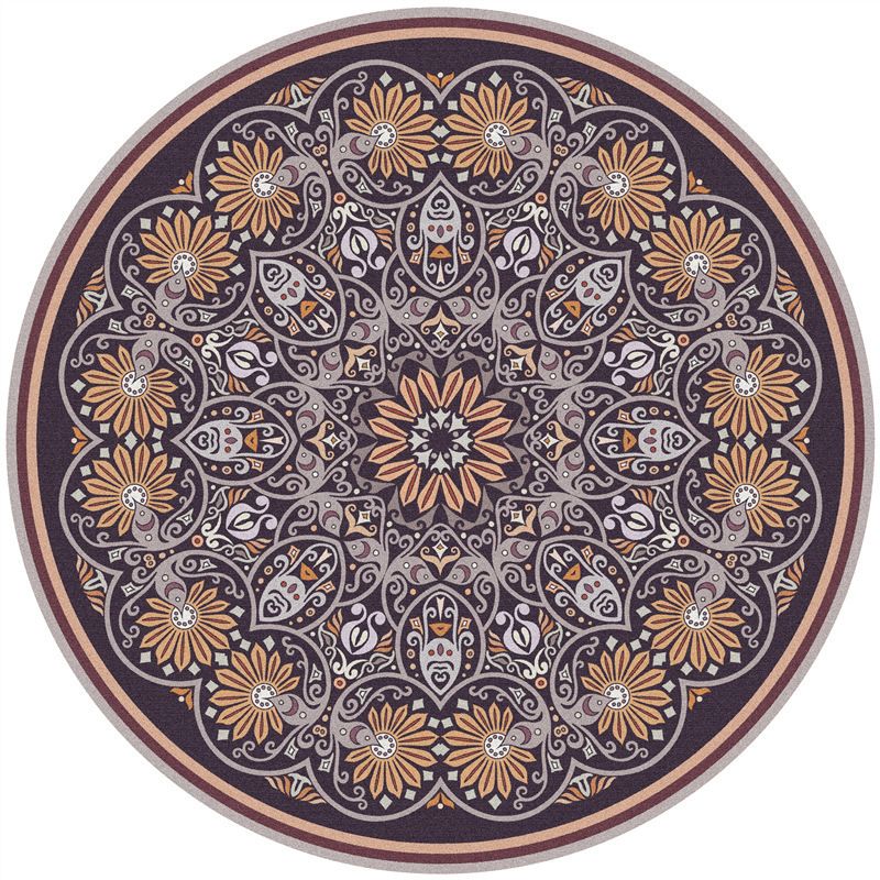 Tapis traditionnel Glam de couleur foncée