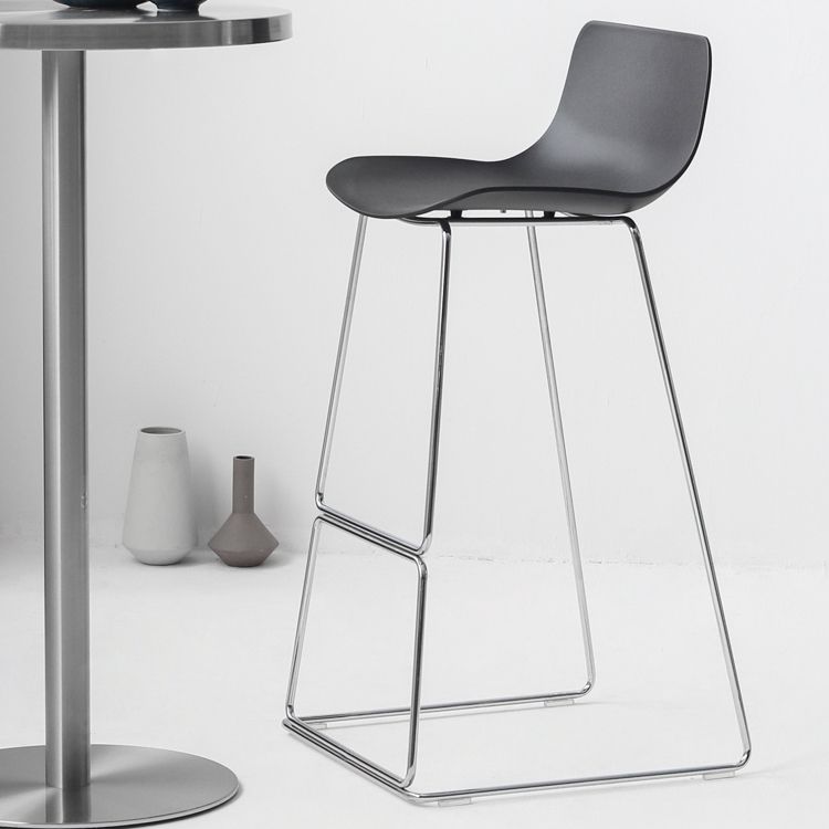 Contemporary Style Bar Stool Plastic Counter Bar Stool with Metal Legs for Home