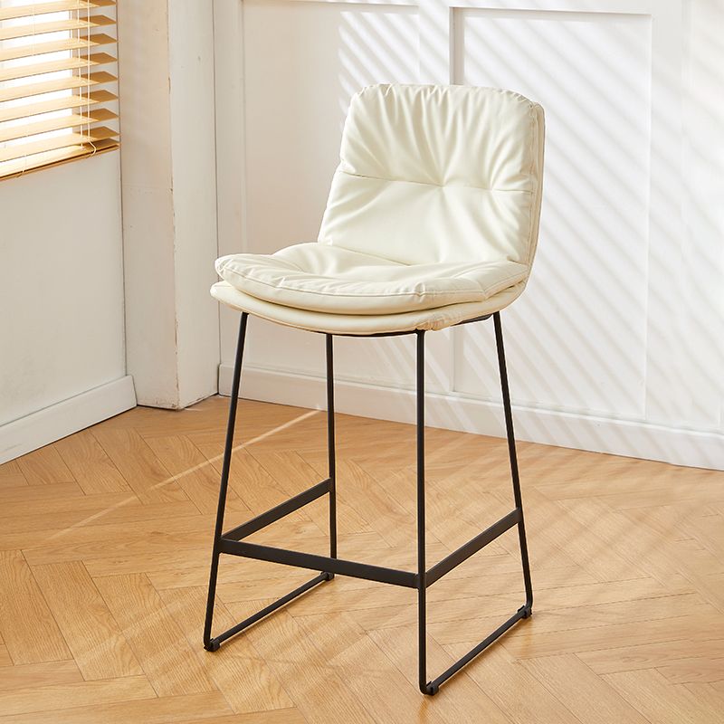 Scandinavian Coffee Shop Footrest Stool Matte Finish PU Leather Barstool