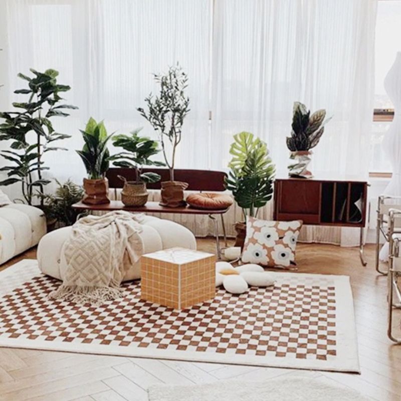 Brown Modern Carpet Plaid Pattern Polyester Area Rug Stain Resistant Rug for Home Decor