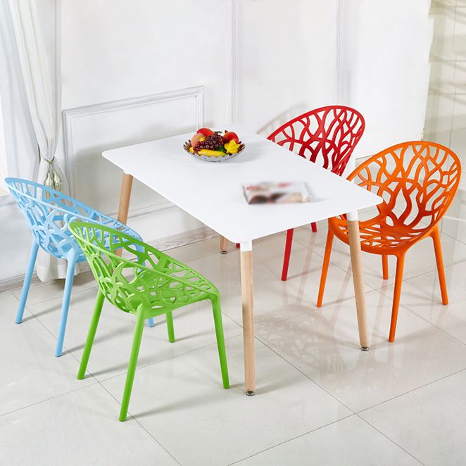 Sillas de comedor escandinavas sin brazos, sillas auxiliares de comedor apilables de plástico (juego de 4)
