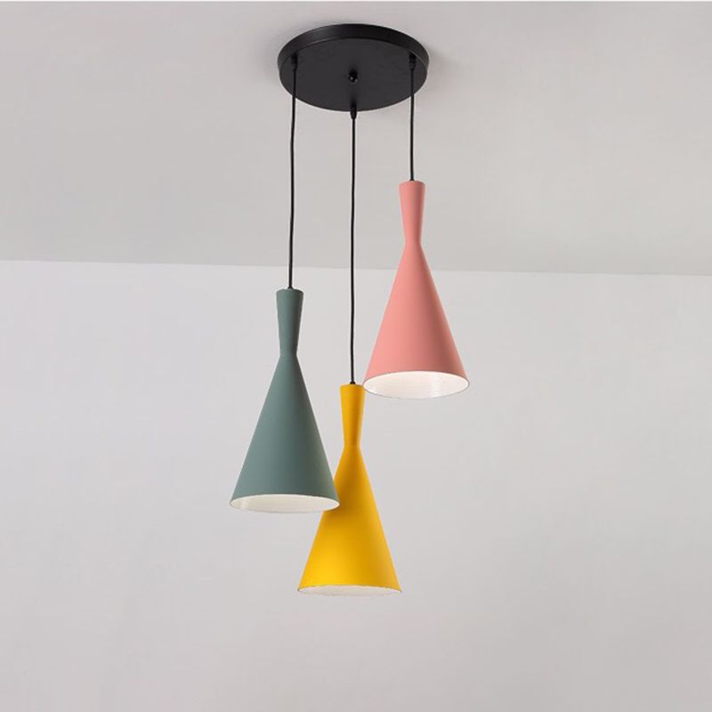 Plate de 3 bulbes simples en entonnoir noir