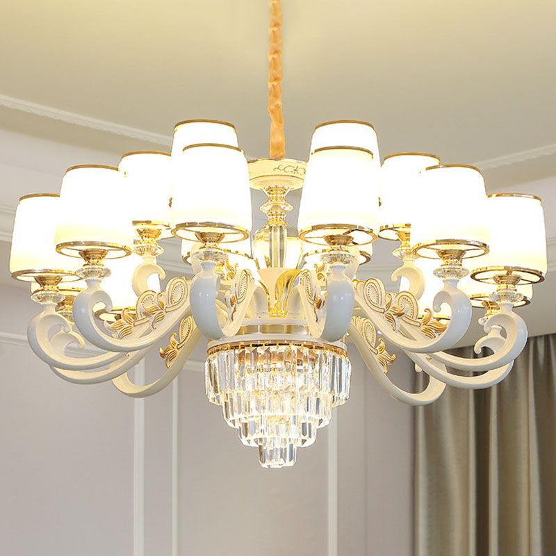 Luz de colgante colgante cónico de oro simplicidad de vidrio opalino iluminación con brazo curvo