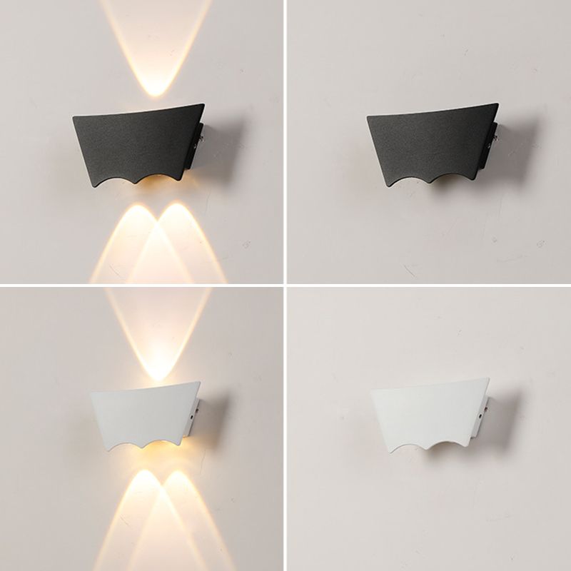 Modern Style Geometry Shade Wall Sconce Metal 3 Light Sconces for Outdoor