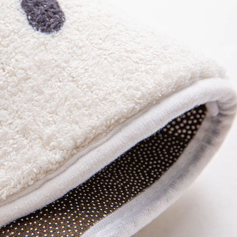 Black Modern Carpet Polyester Graphic Carpet Stain Resistant Carpet for Living Room