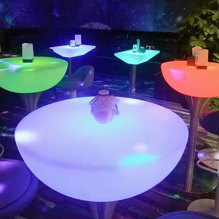 Polyethylene Round Table Industrial Style Commercial Outdoor Bar Table