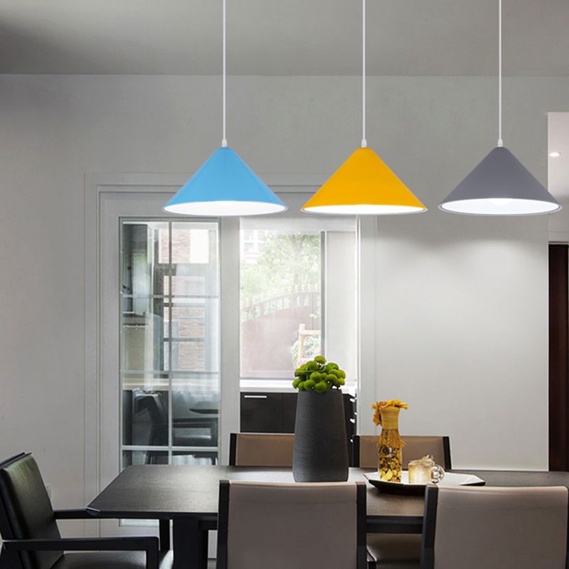 1-Licht-Speisesaal Anhänger Makkaron mehrfarbiger Hanglicht mit konischem Metallschatten
