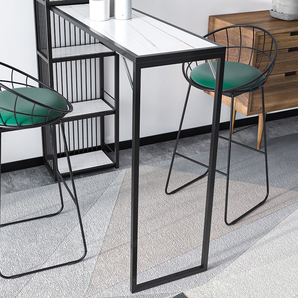 Table de bar de style glam noir et or dans la table de bar à thé à thé en métal au lait en métal