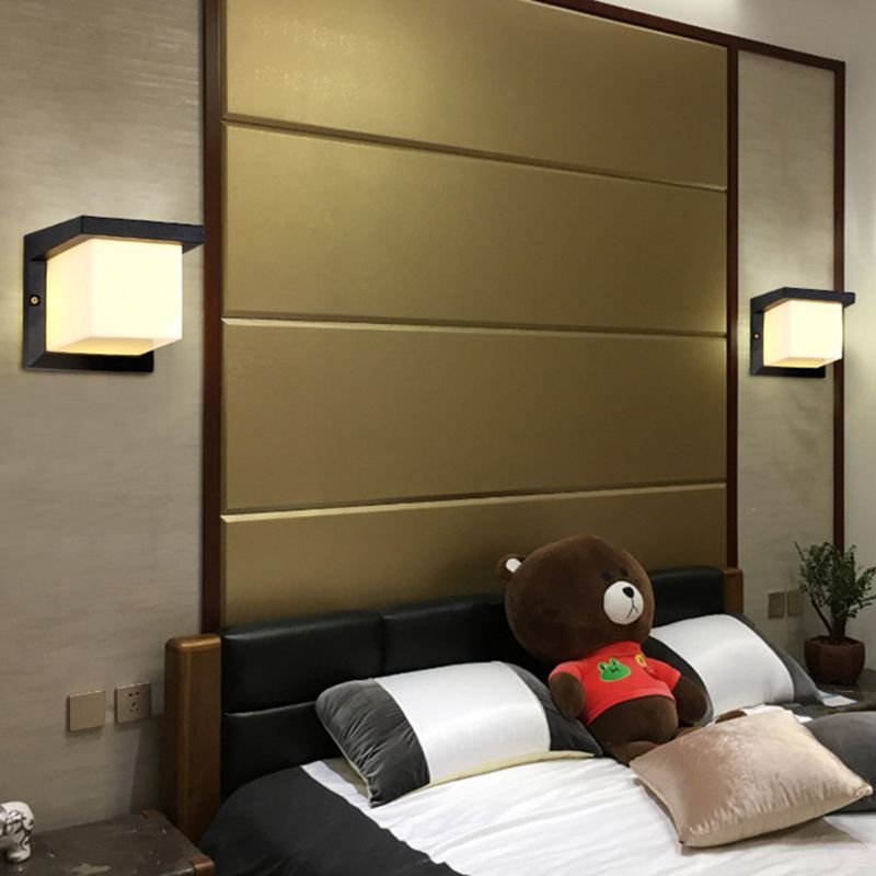 Modern Simple Style Retanglar Shade Wall Sconce Metal 1 Light Sconces in Black Finish