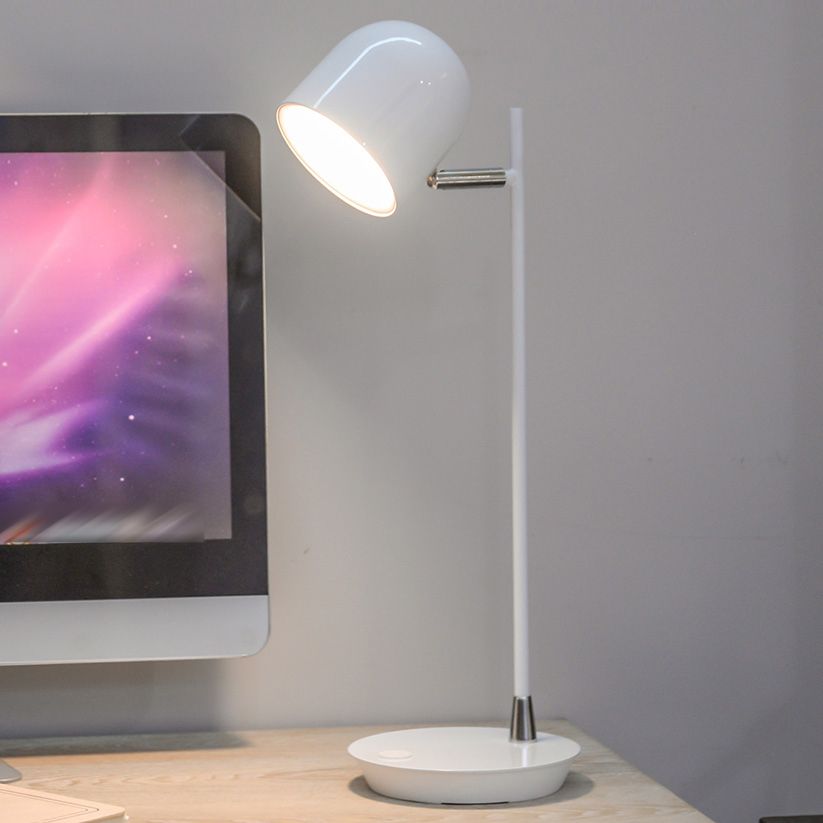 Lampe de table de nuit en métal en forme