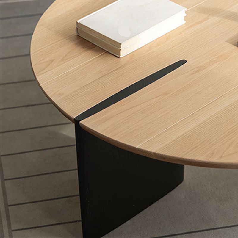 Scandinavian Round Solid Wood Coffee Table with 2 Legs Coffee in Brone