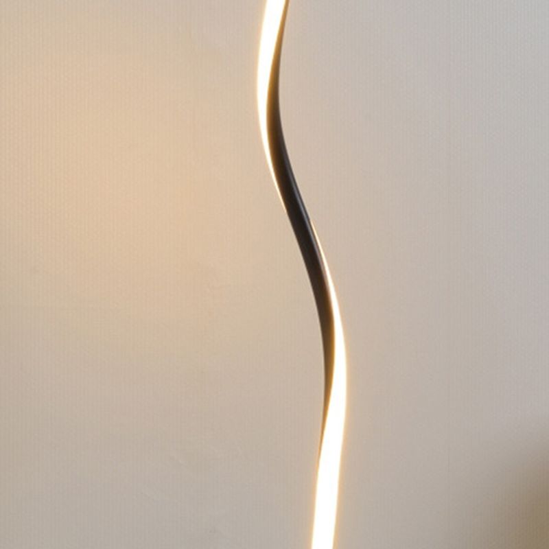 Twist Metal Floor Light Modern Style 1 Light Floor Light Fixtures