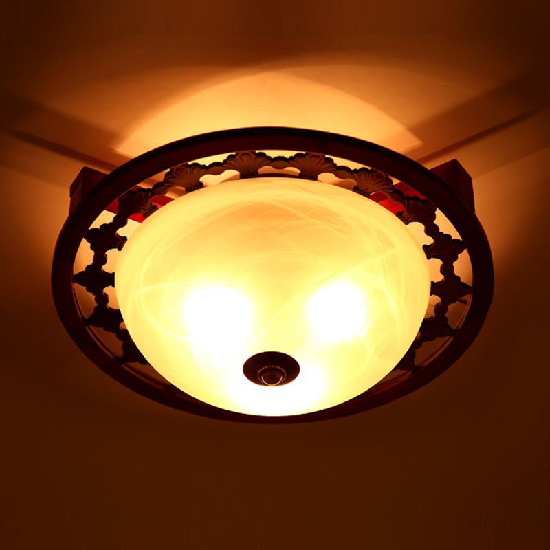 3-Licht-Unterputzleuchte aus Milchglas, rustikale braune, gewölbte Schlafzimmerleuchte in Deckennähe mit rundem Holzdesign