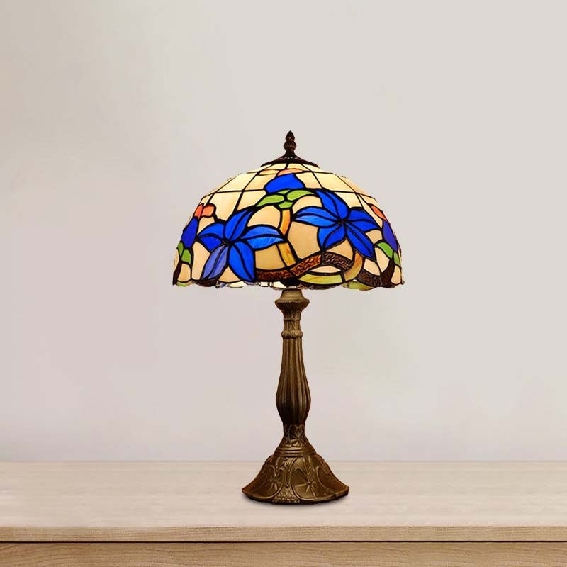 Gebrandschilderd brons Bronze nachtkastje Verlichtingskoepel 1 licht Tiffany Nachttafel Licht met Gardenia -patroon