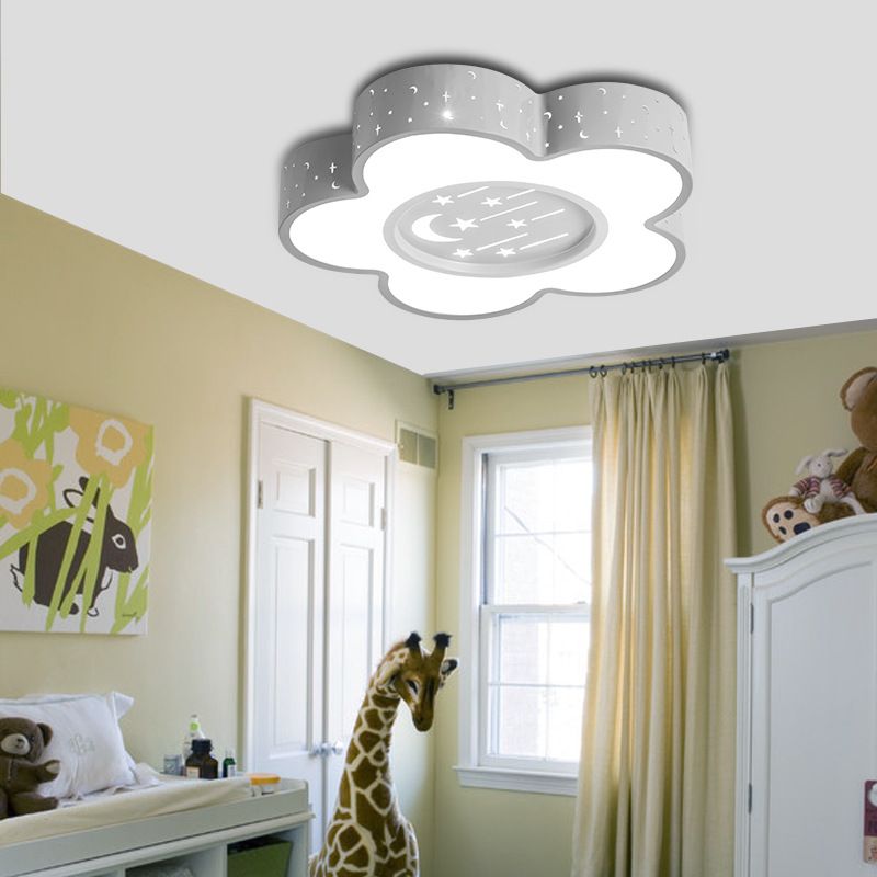 Sous-teinte LED basse LED Ceiling Mount Light avec Moon and Star Cartoon Metal Ceiling Fixture for Kid