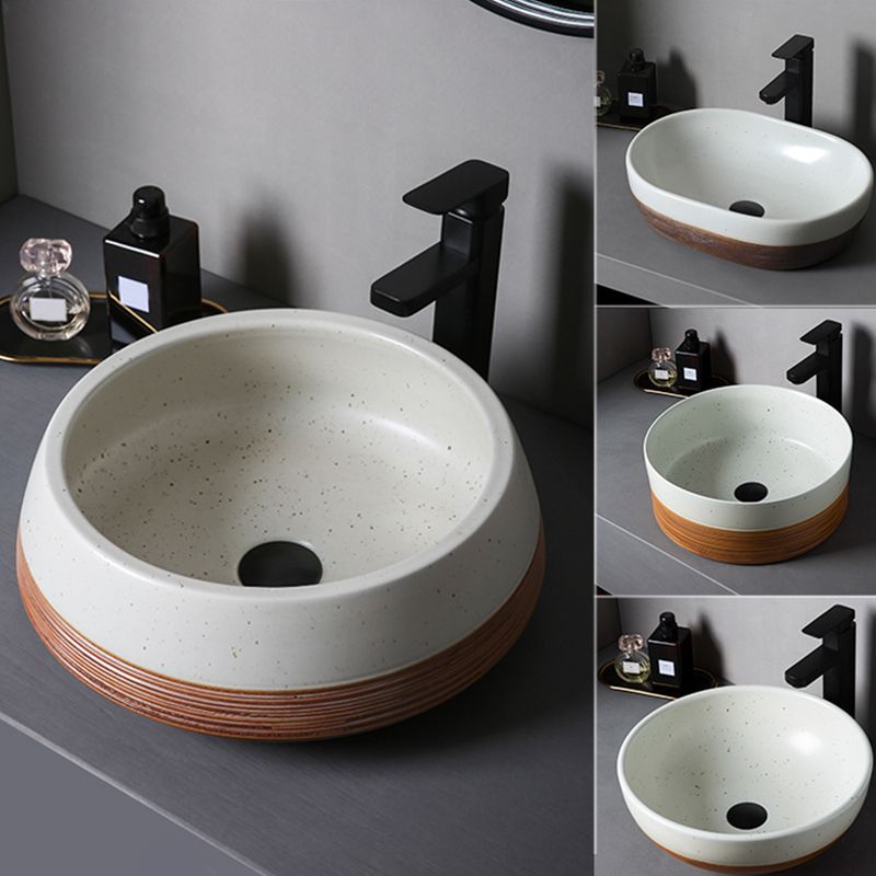 Traditional Bathroom Sink Porcelain Round Vessel with Pop-Up Drain