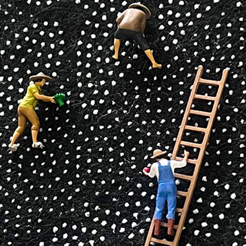 Black Nodic Area Rug Polyester Graphic Indoor Rug Non-Slip Backing Rug for Living Room