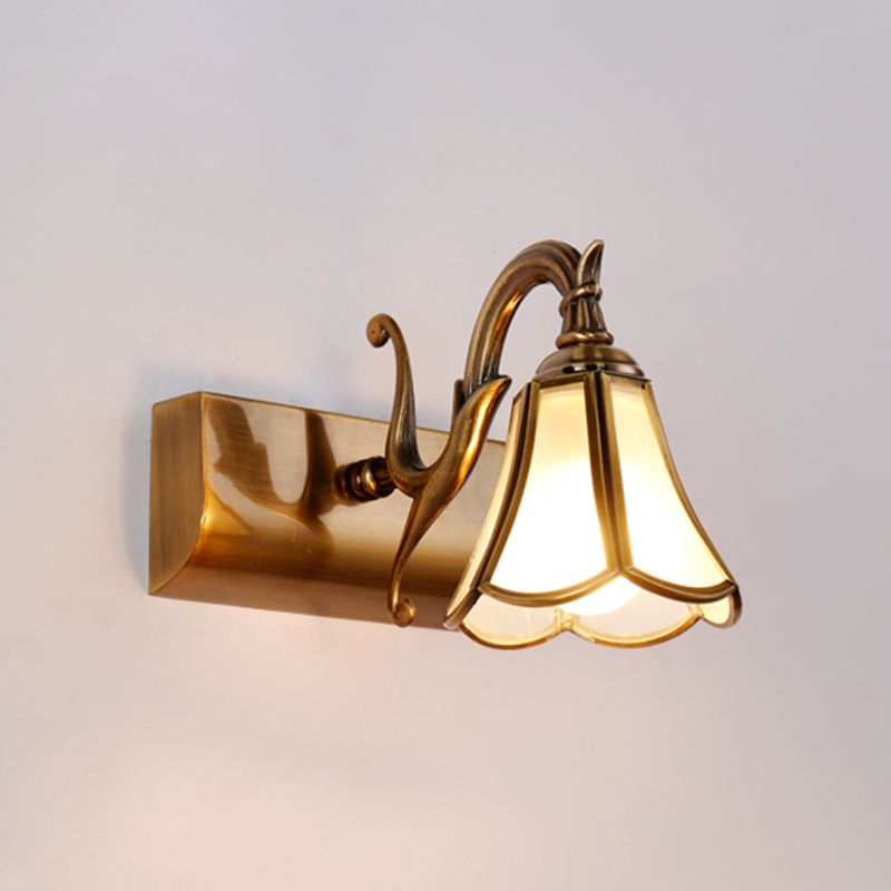 Éclairage de miroir en laiton Améliement mural luminaire pour salle d'eau de salle de bain