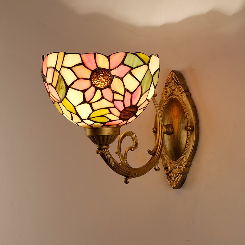 Sunflower Pattern Wall Mount Light Tiffany Stained Glass Single Gold Wall Light Fixture with Bowl Shade