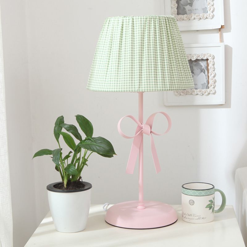 Macaron Loft Plaid Lesen leichter Stoff Ein leichtes Schreibtisch Licht mit Bug für Kinderschlafzimmer