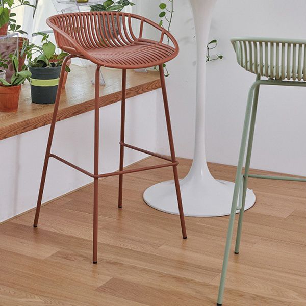 Contemporary Matte Finish Iron Bar Stool Footrest Restaurant Stool