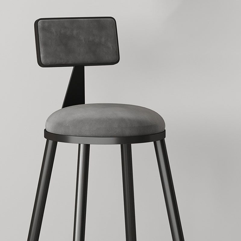 Barhocker im Industriestil, runder Sitz, Eisenbeine, Barhocker für die Küchenbar