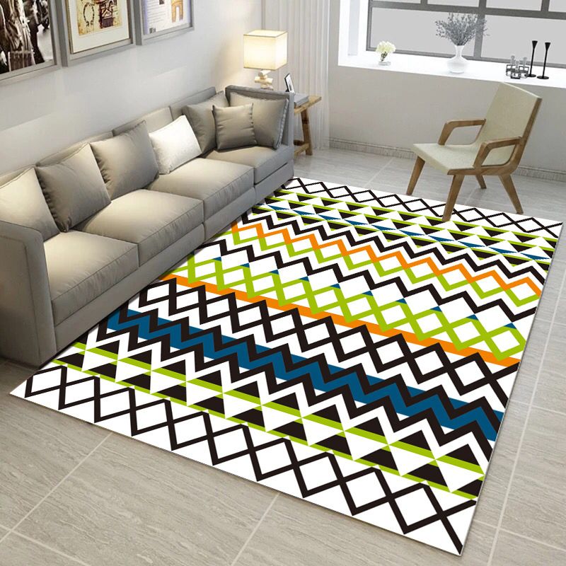Continuous Geometric Pattern Rug Synthetic Carpet Stain Resistant Rug for Bedroom
