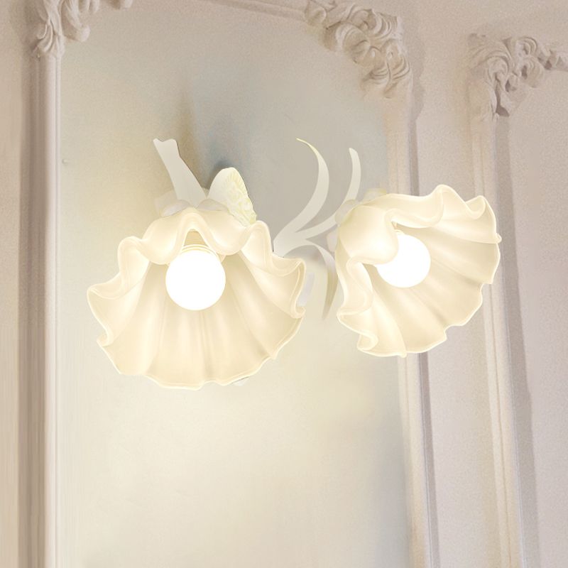 Contemporary Wall Sconce 1 / 2 - Light Wall Lighting in Green / White