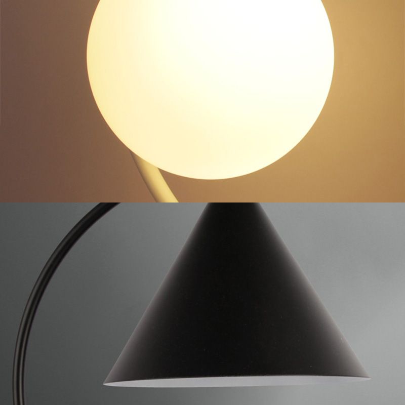 Accensione del tavolo della curva in stile nordico Metallic 1 camera da letto per camera da letto da letto