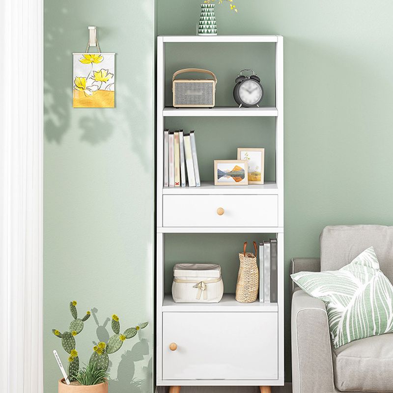 Libreria standard in legno fabbricato scandinavo libreria aperta verticale con porta