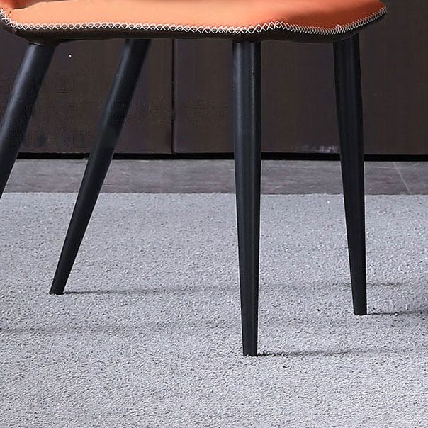 Silla lateral de cuero contemporánea para restaurante Sillas de comedor con respaldo orejero