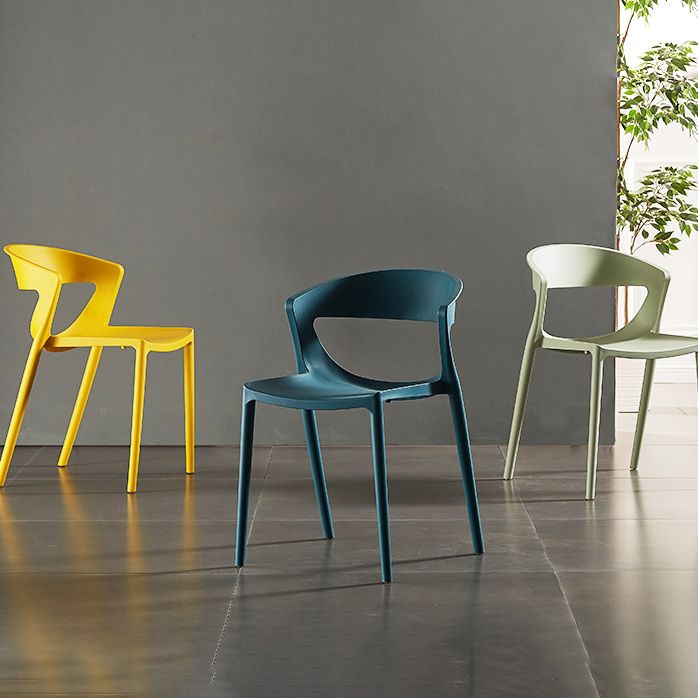 Moderne eet- en accentstoelen indoor-outdoor plastic open achterkant stoel
