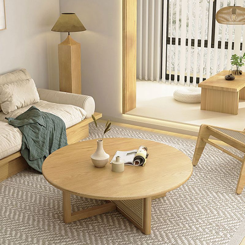 Scandinavian Round Coffee Table with Cross Legs in Pine Wood