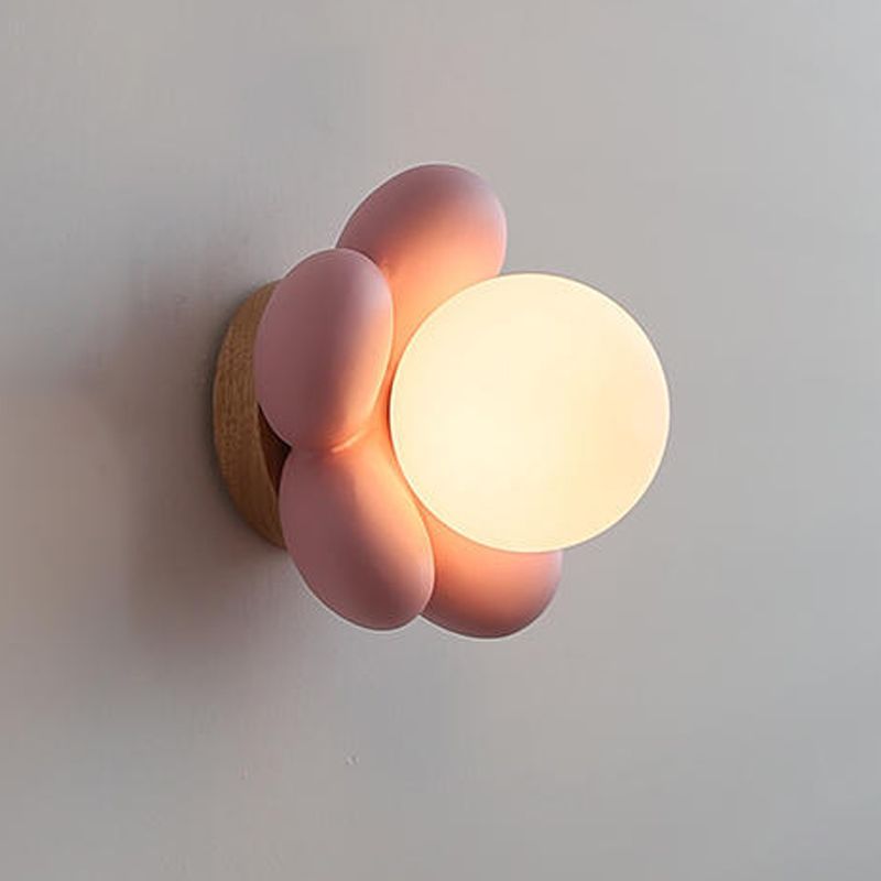 Modern White / Pink Wall Light Fixture Minimalist Wall Light Sconce for Bedroom