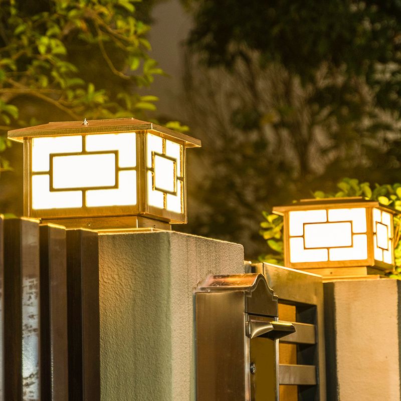 Postmodern Pillar Light Minimalist LED Solar Lighting Fixture for Garden