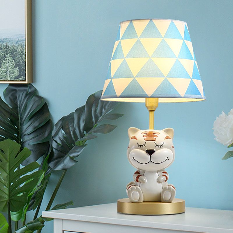 Conical Triangle-Print Fabric Table Light Kids Single Bulb Pink/Blue Night Stand Lamp with Resin Tiger Base