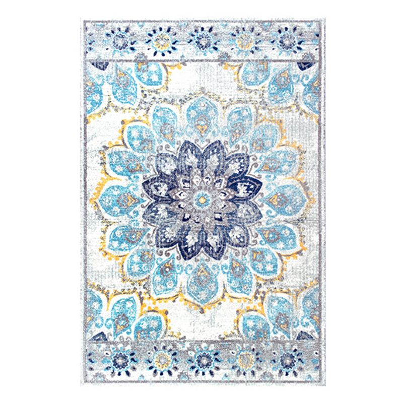 Light Gray Graphic Rug Polyester Vintage Rug Washable Rug for Living Room