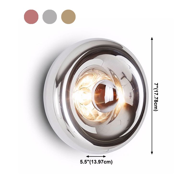 Postmodern Metal Wall Sconce Single Head Wall Mounted Light Fixture for Living Room