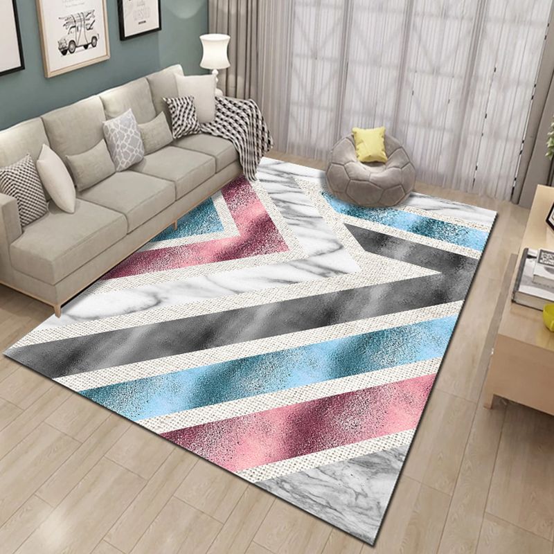 Contemporary Living Room Rug Multi-Colored Geo Patterned Carpet Synthetics Pet Friendly Machine Washable Rug