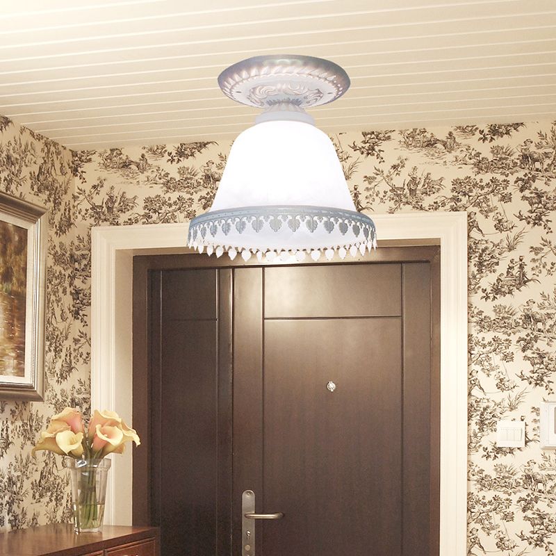 Opal Glass Bell Small Massimale Lampada Farmhouse 1 - Light Corridoio Flush Montato Light con Trim in Bianco