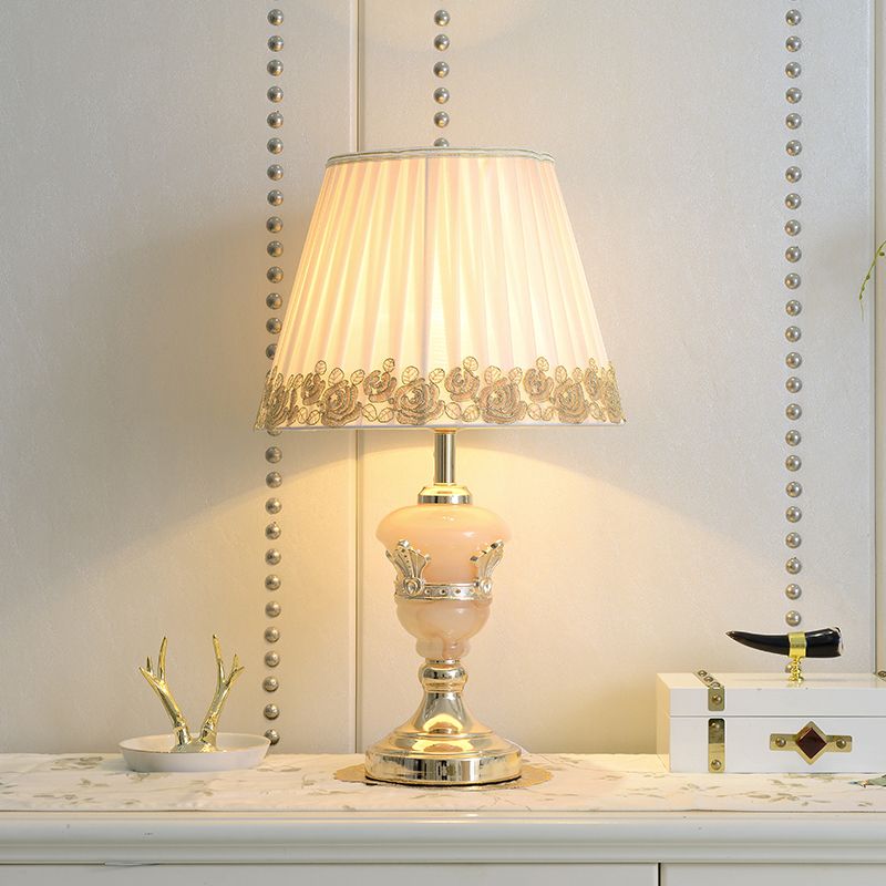 Lampe à table conique de style pays