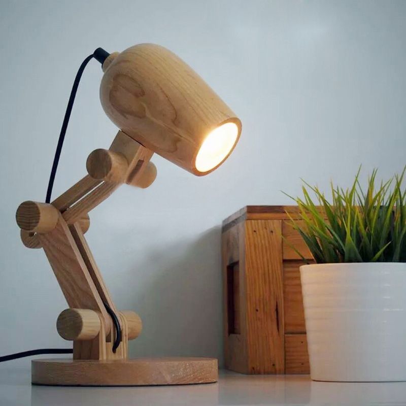 Luce da tavolo robot Nordic Wood Kids Cowned Luce LED LED con braccio azionario in marrone