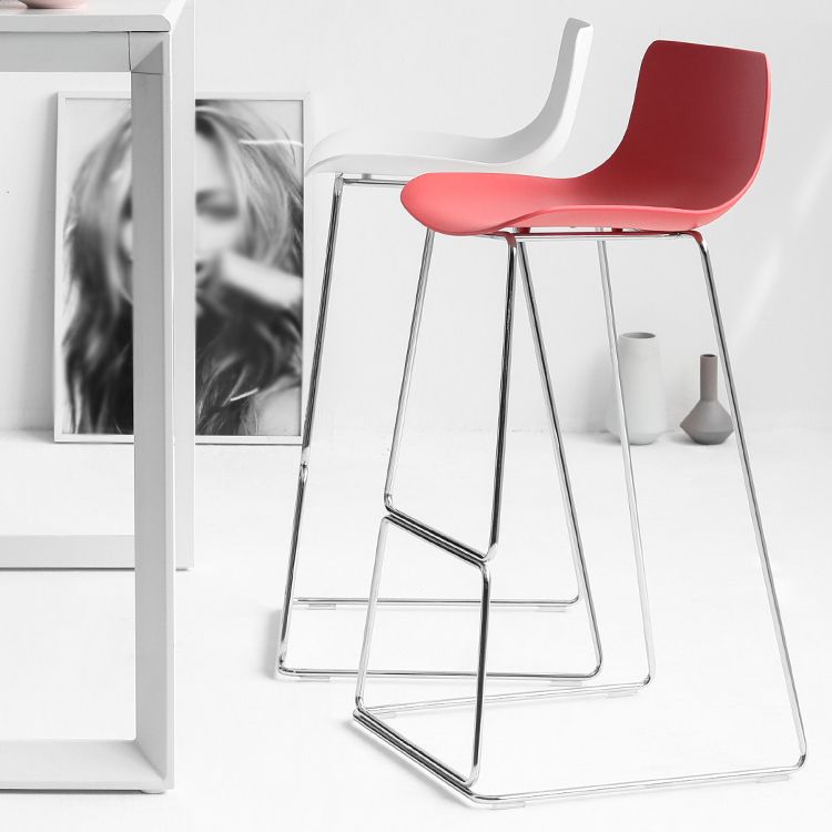 Contemporary Style Bar Stool Plastic Counter Bar Stool with Metal Legs for Home