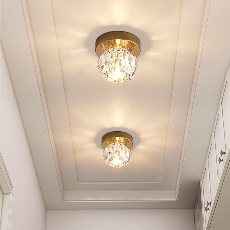 Globe gefacetteerde kristallen inbouwarmatuur Eenvoud LED dichtbij plafondlamp voor gang