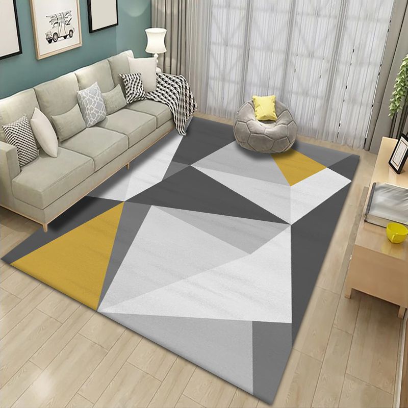Simplicity Diamond Rug Beige Polyester Area Rug Stain Resistant Rug for Bedroom