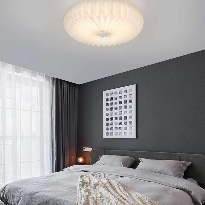 Round Flush Mount Ceiling Light 1 Light Acrylic Minimalist Flush Mount Ceiling Light for Bedroom