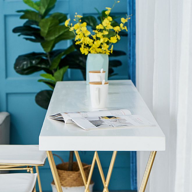 Traditional Luxury Solid Wood Table Gold and Metal Base Bar Table