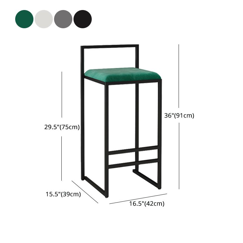 Taburete de bar tapizado en terciopelo de estilo nórdico, taburete de bar con base de trineo