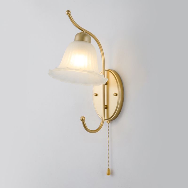 Metal Modern Wall Sconce Flower Shape Wall Light with Glass Shade for Bedroom in Gold