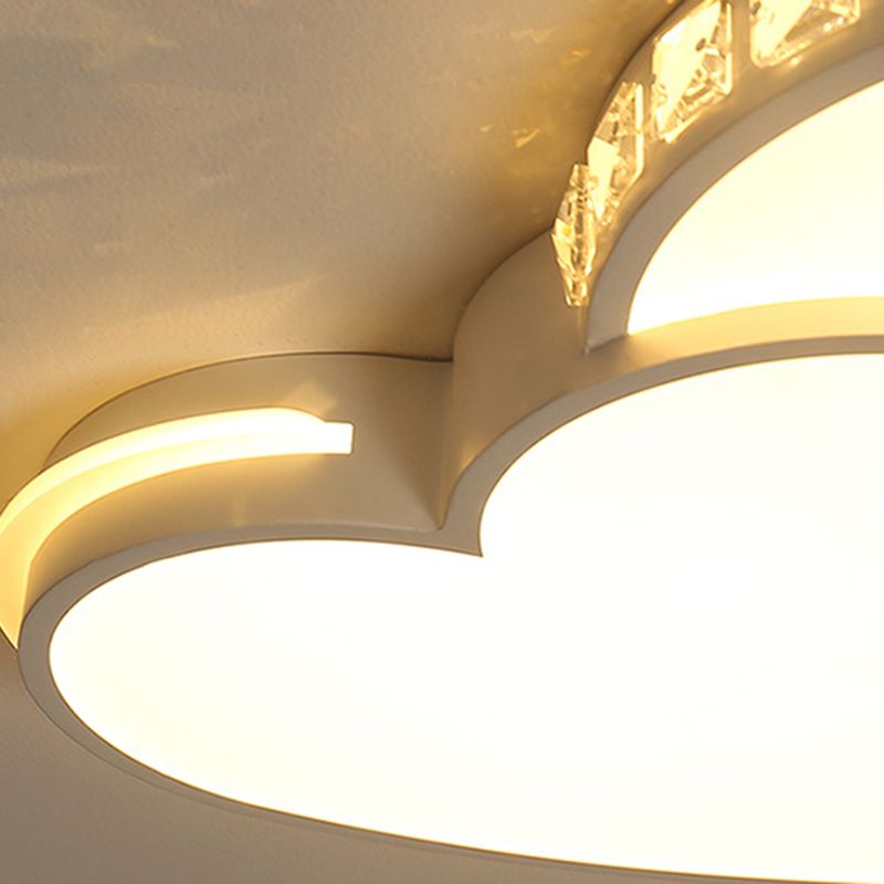 Plafoniera da incasso a forma di cuore in cristallo. Moderna illuminazione da incasso a 2 luci in bianco